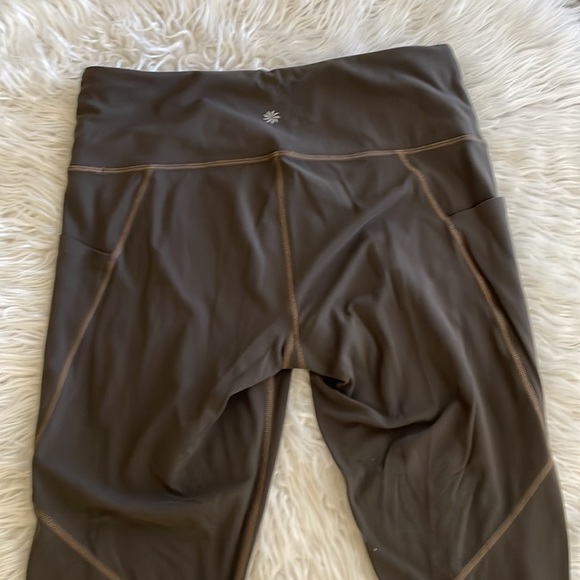 Athleta leggings size large - Picture 2 of 6